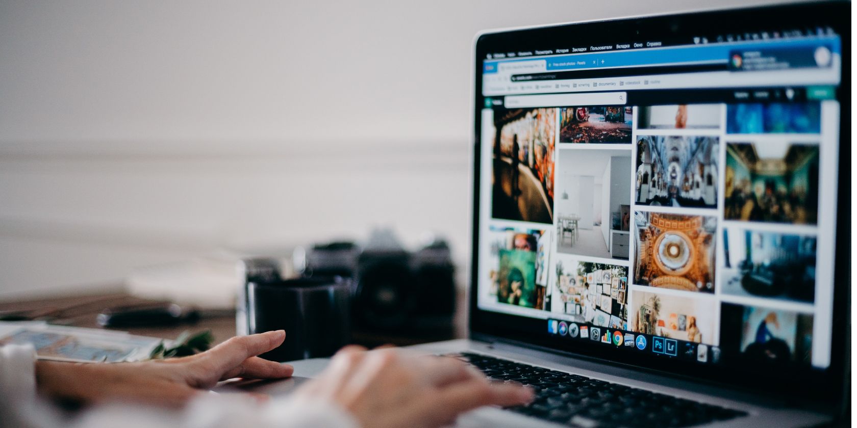 10 lựa chọn thay thế hàng đầu cho Squarespace Browsing images to create a website