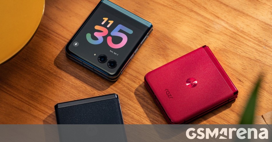 Kết quả thăm dò hàng tuần: cả hai mẫu Moto Razr 40 đều có người hâm mộ, nhưng Ultra phổ biến hơn nhiều