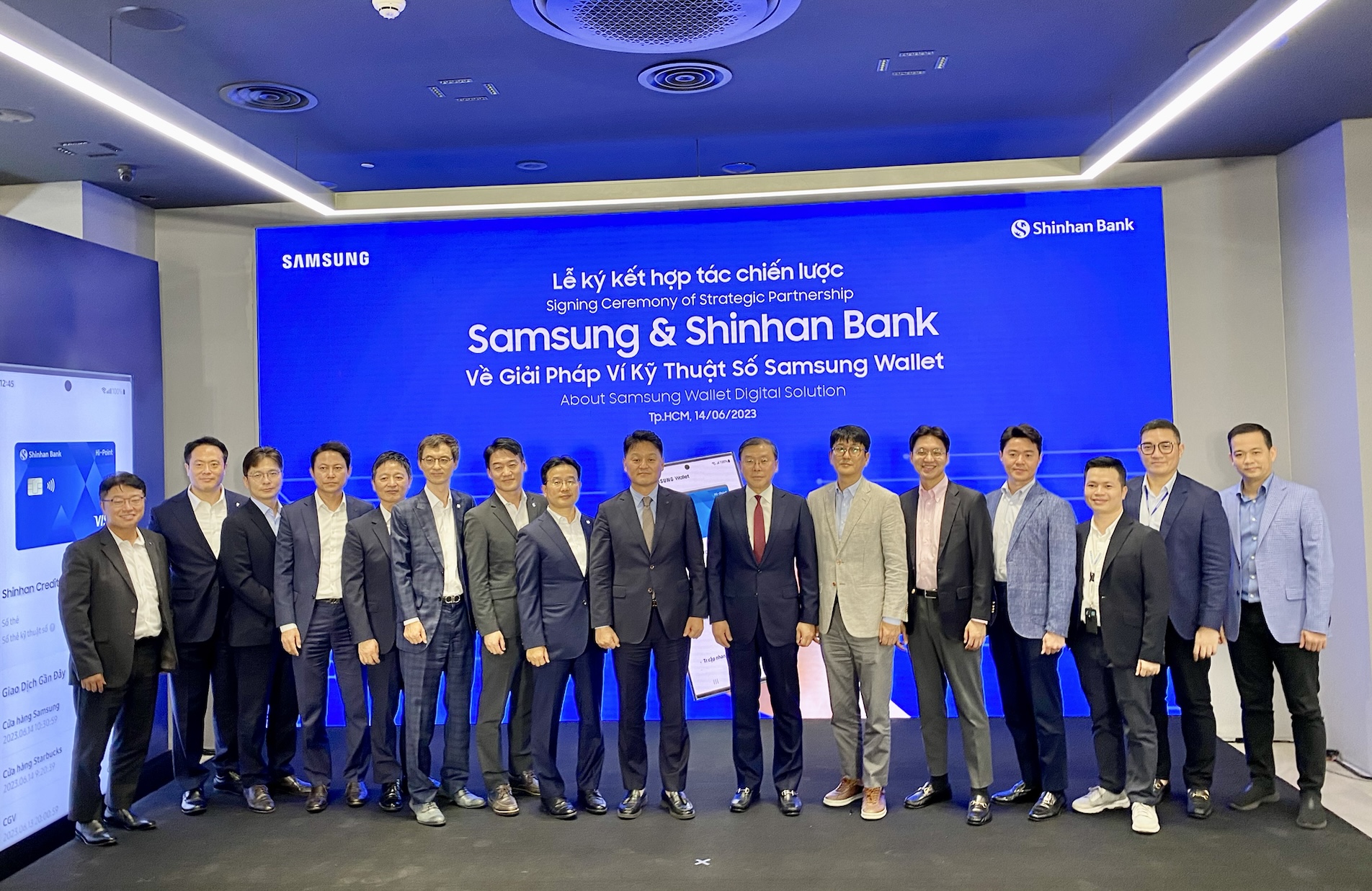 Samsung hợp tác Shinhan Bank để áp dụng giải pháp tài chính trên Samsung Wallet