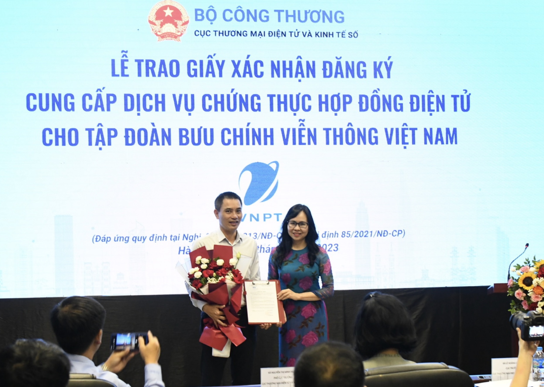 VNPT chính thức được cấp phép cung cấp dịch vụ chứng thực hợp đồng điện tử tại Việt Nam