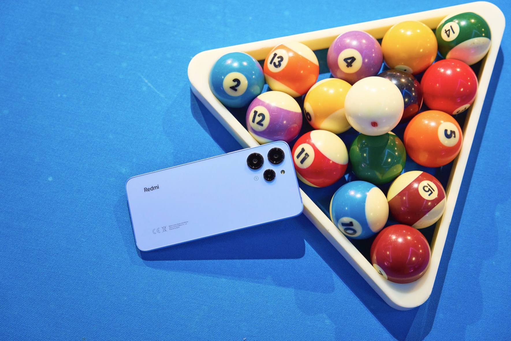 Redmi 12 gây bất ngờ khi chinh phục người tiêu dùng Việt, lập kỷ lục doanh số với 45.000 đơn hàng sau hai tuần mở bán.