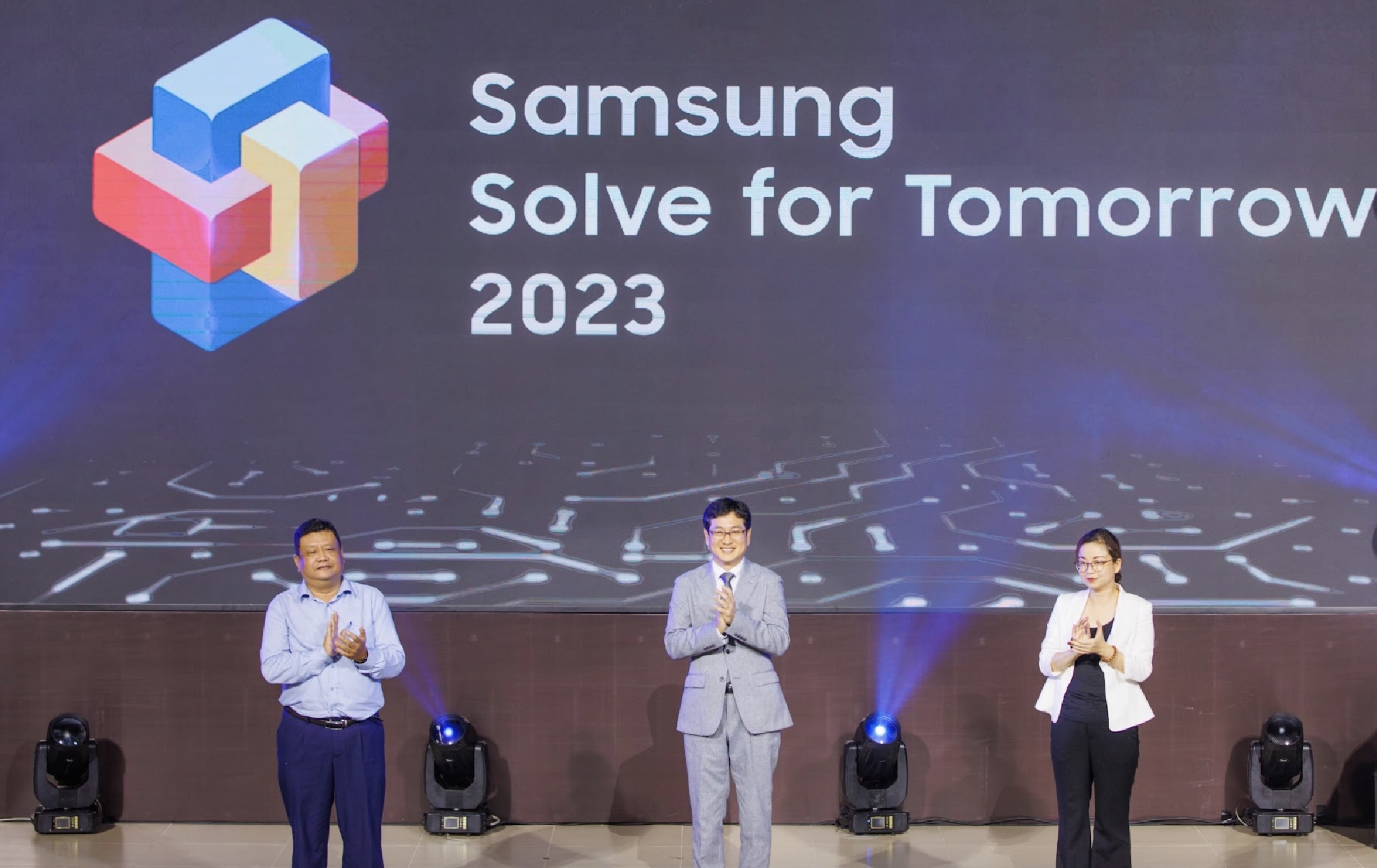 Solve for Tomorrow 2023 khởi động ở khu vực phía Nam Solve for Tomorrow 2023 khởi động ở khu vực phía Nam