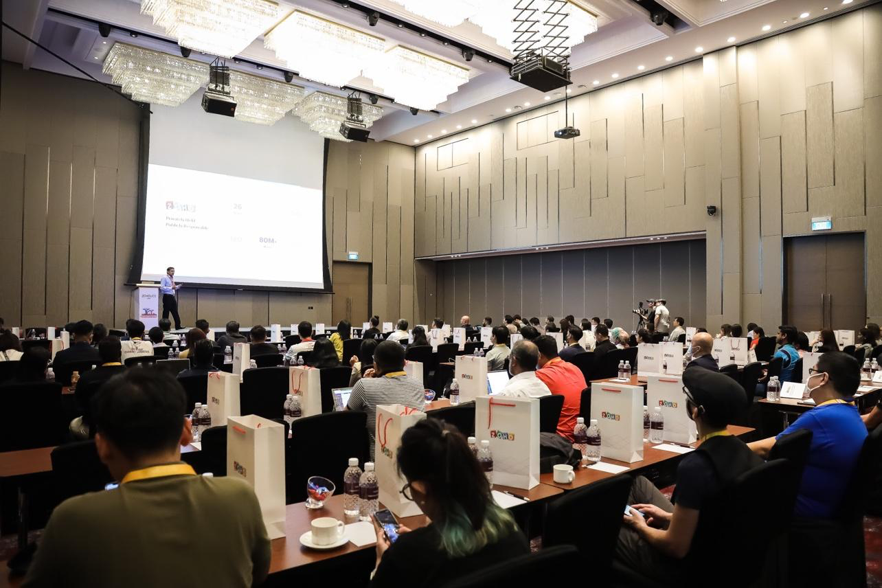 Tập đoàn Zoho tăng trưởng hàng năm 65% TechTimes Vietnam Hơn 600 ngàn doanh nghiệp thuộc mọi quy mô với hơn 90 triệu người dùng trên toàn thế giới đang làm việc trên các dịch vụ của Zoho.