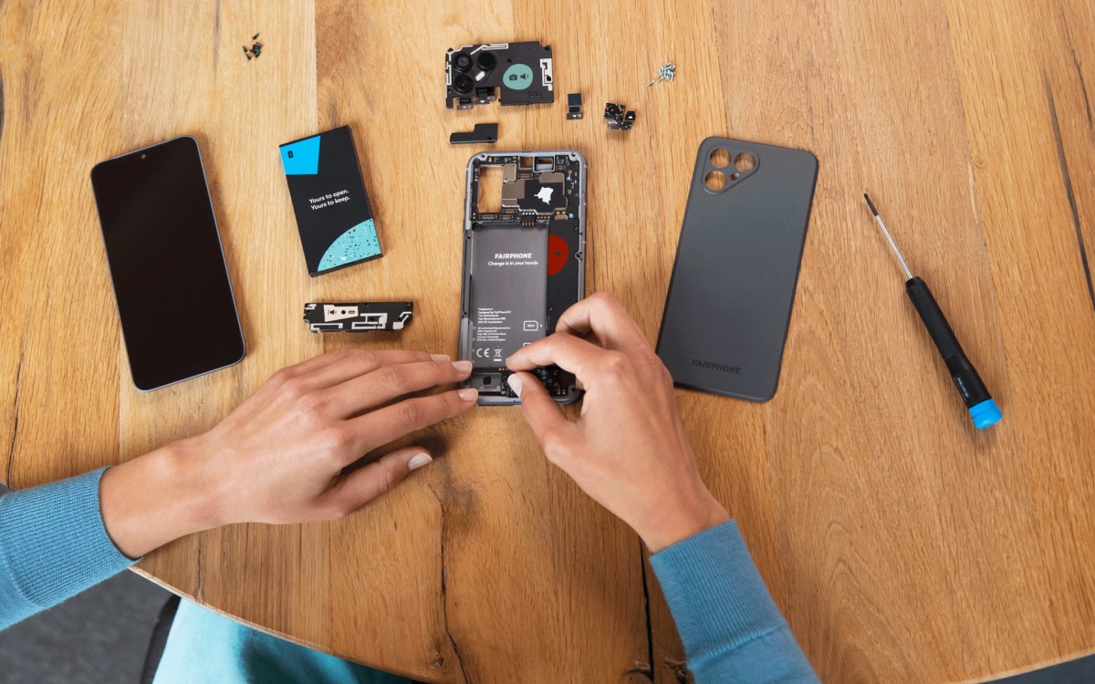 Modular Fairphone 4 cuối cùng cũng cập bến Mỹ nhưng không chạy Android nữa