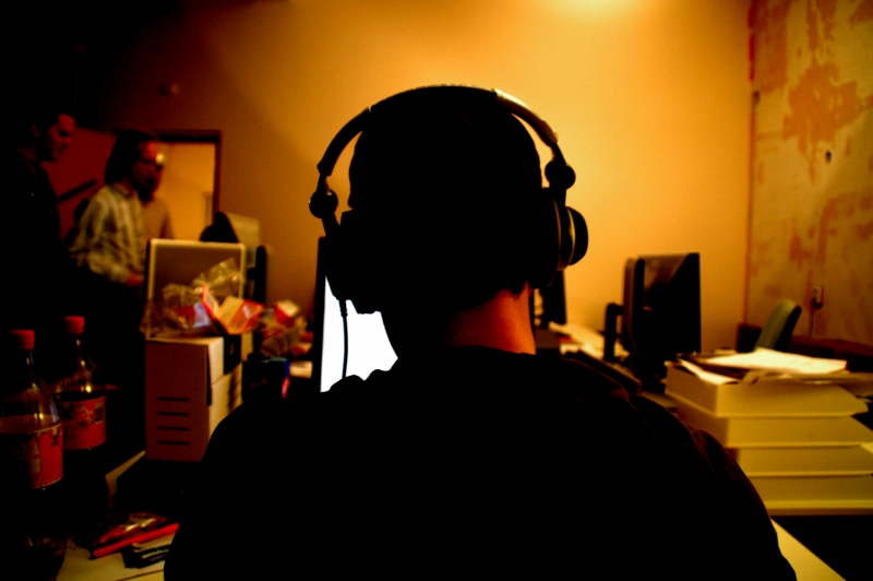 Nhìn vào một phòng khám nghiện game: Bạo lực, chạy trốn vì Wi-Fi và trộm cắp A look into a gaming addiction clinic: Violence, running away for Wi-Fi, and theft