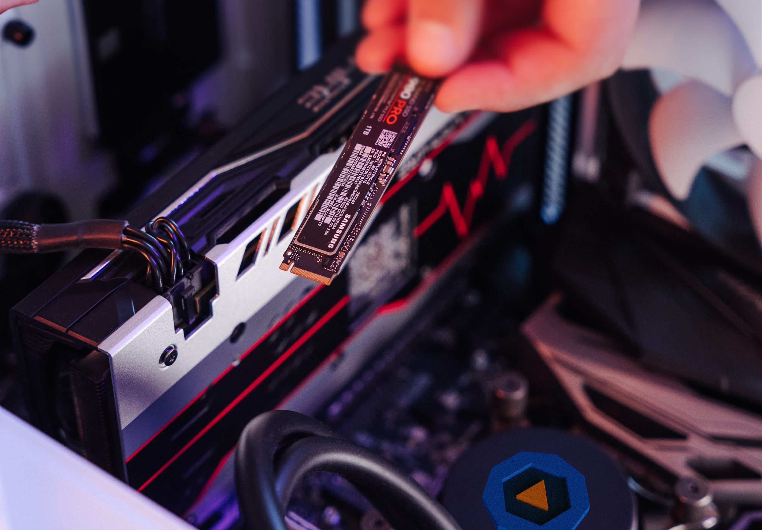 Giá sụt giảm: Các nhà phân tích dự đoán giá SSD sẽ giảm 13% trong quý 3 Price plunge: Analysts predict a 13% drop in SSD pricing in Q3