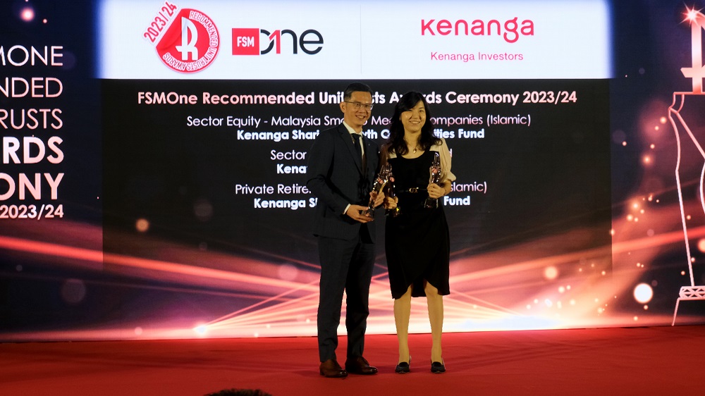Kenanga Investors được nhận 3 giải thưởng tại lễ trao giải FSMOne Recommended Unit Trust 2023/2024 DSCF1962_Selected.jpg