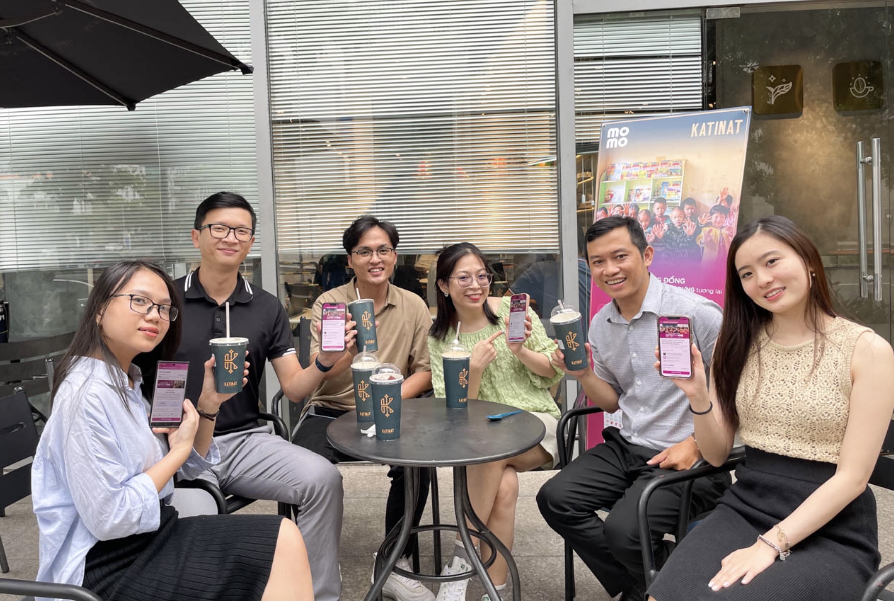 Katinat hợp tác MoMo triển khai trích doanh thu làm từ thiện