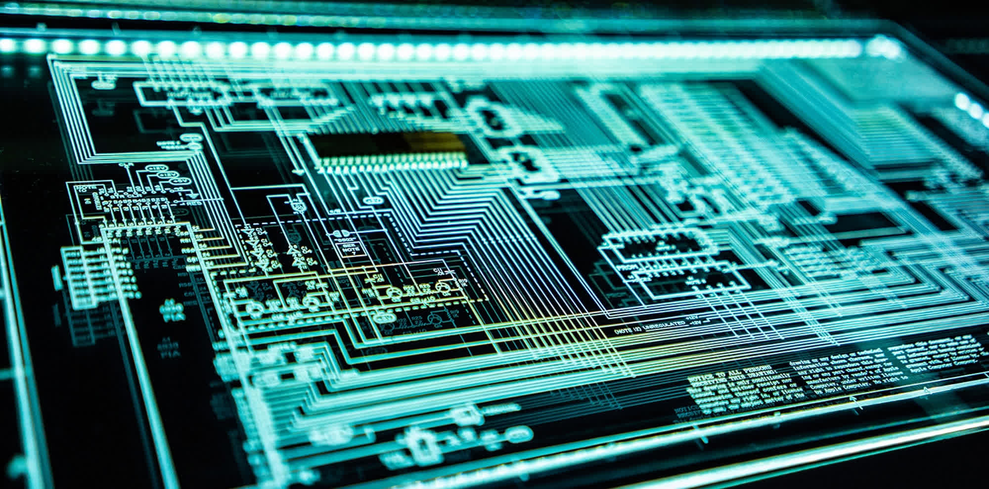 Nhật Bản: Nghiên cứu kỹ thuật laser mới giúp cắt tấm bán dẫn bằng kim cương Japanese researchers cut semiconductor wafers from diamonds with a new laser technique