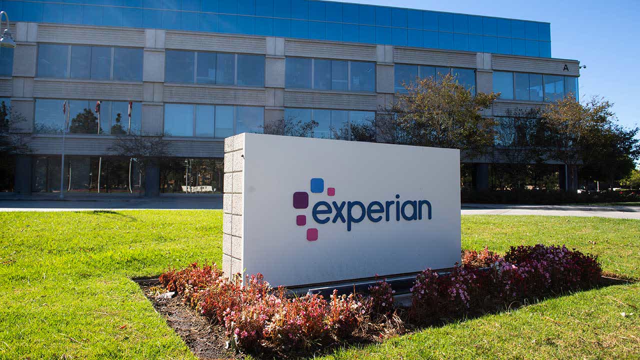 Experian bị DoJ kiện vì gửi email spam không có tuỳ chọn từ chối Experian slapped by the DoJ for sending spam emails with no opt out
