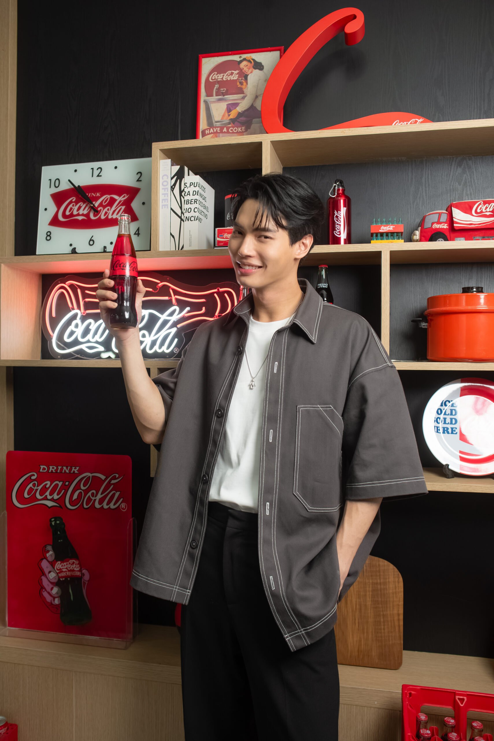 Coca-Cola hợp tác với ‘ngôi sao’ Win Metawin Coca-Cola hợp tác với 'ngôi sao' Win Metawin