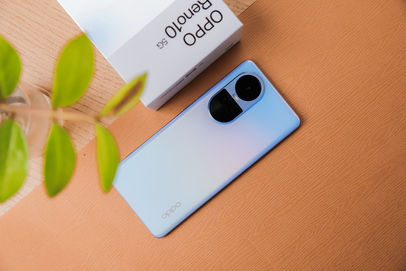 OPPO Reno10 được trang bị chip MediaTeK Dimensity 7050
