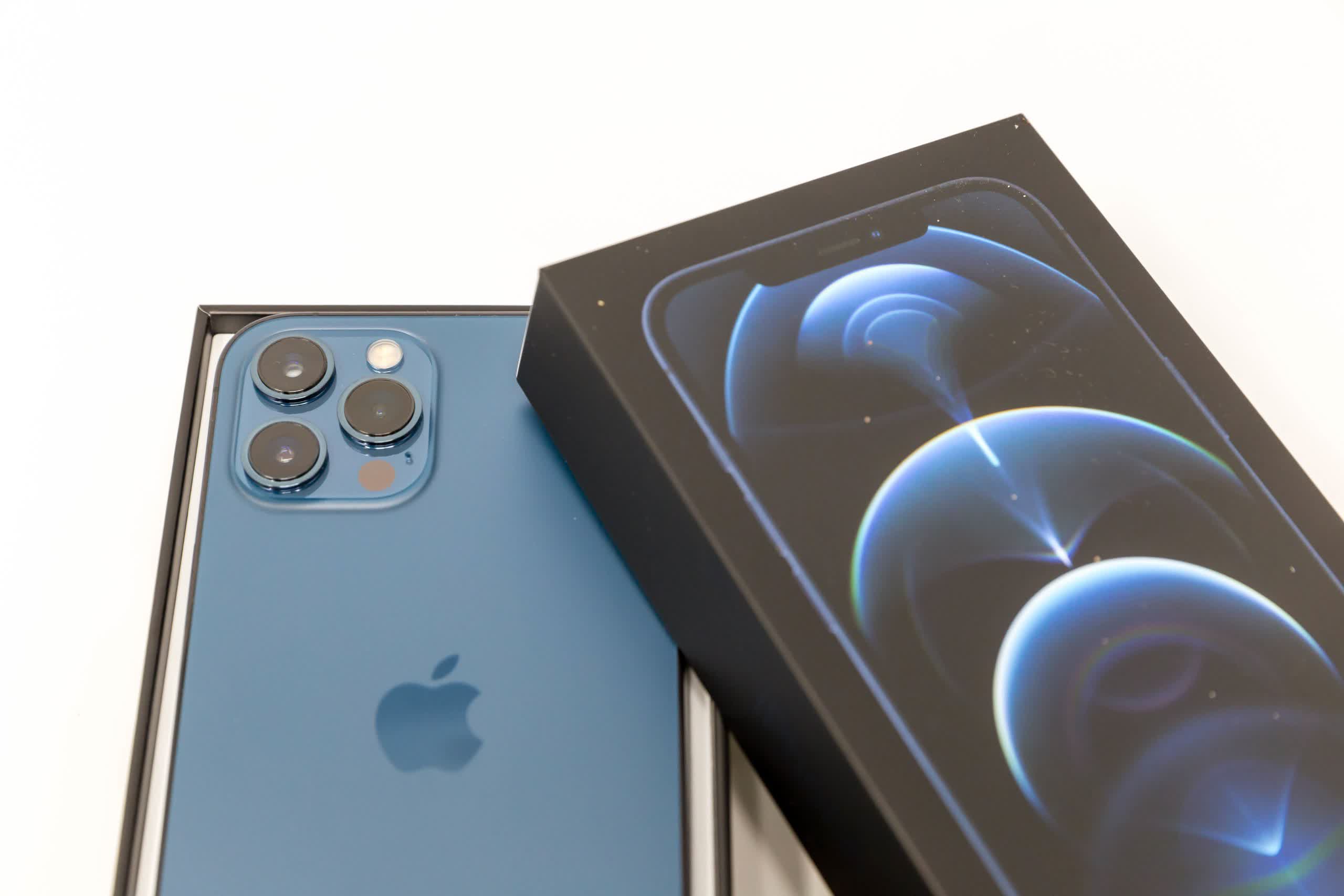 Pháp: Apple vá lỗi bức xạ di động trên iPhone 12 TechTimes Vietnam Apple phat hanh ban va iPhone 12 tai Phap de TechTimes Vietnam Pháp: Apple vá lỗi bức xạ di động trên iPhone 12