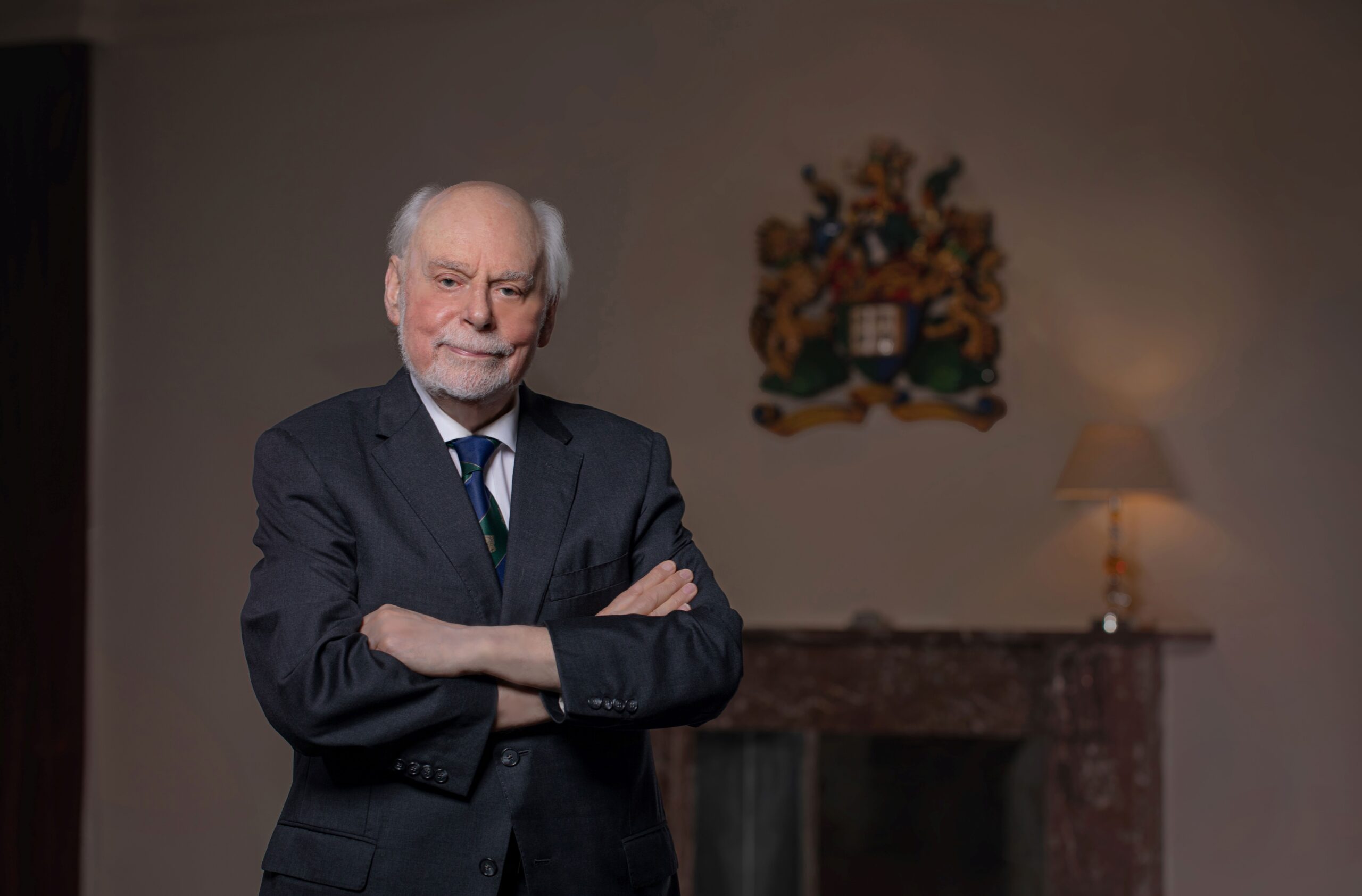Giáo sư đoạt giải Nobel Fraser Stoddart trở thành giáo sư hóa học cao cấp tại HKU Giáo sư Ngài Fraser Stoddart