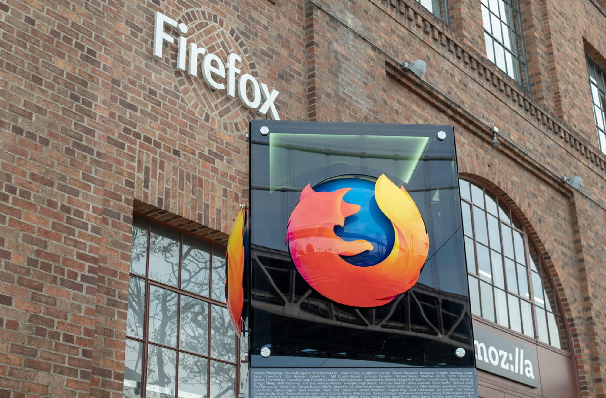 Google và Mozilla vá các lỗ hổng bảo mật nghiêm trọng