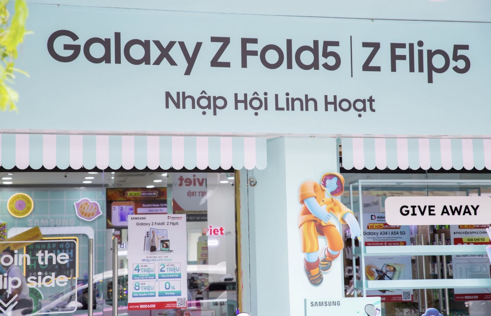 Di Động Việt “chiều lòng" SamFans như thế nào? TechTimes Vietnam Di Động Việt khoác áo mới màu xanh mint