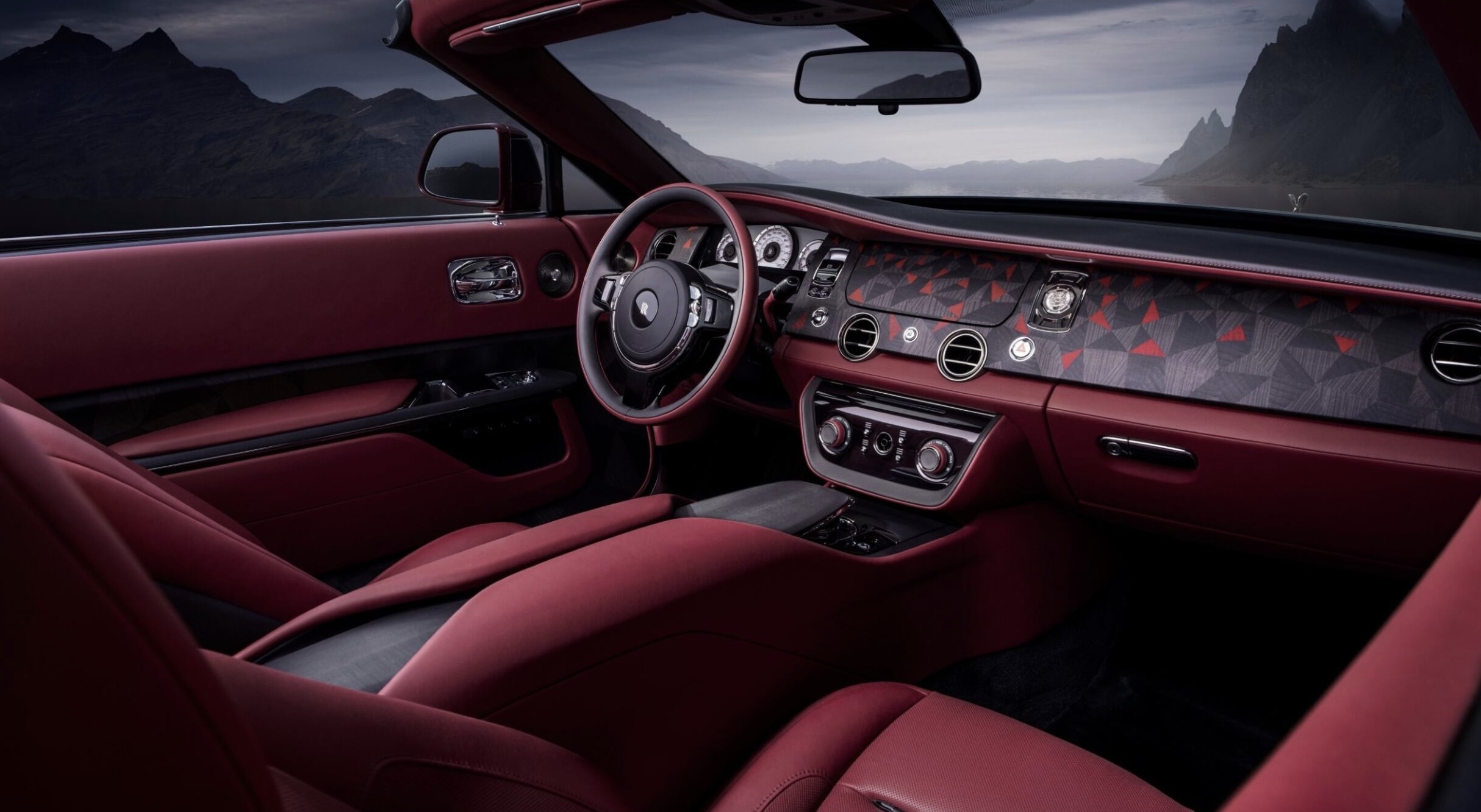 Rolls-Royce trình làng Droptail: chương thứ ba trong câu chuyện đáng nhớ phản ánh đỉnh cao tuyệt đối của nhà hiệu từ Anh Quốc, một sự mở rộng trong lĩnh vực siêu xa xỉ và trang trọng. 