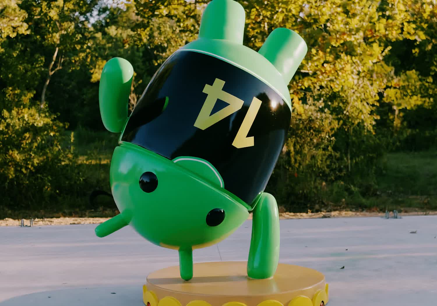 Hiện đã có Android 14, bắt đầu từ điện thoại Google Pixel