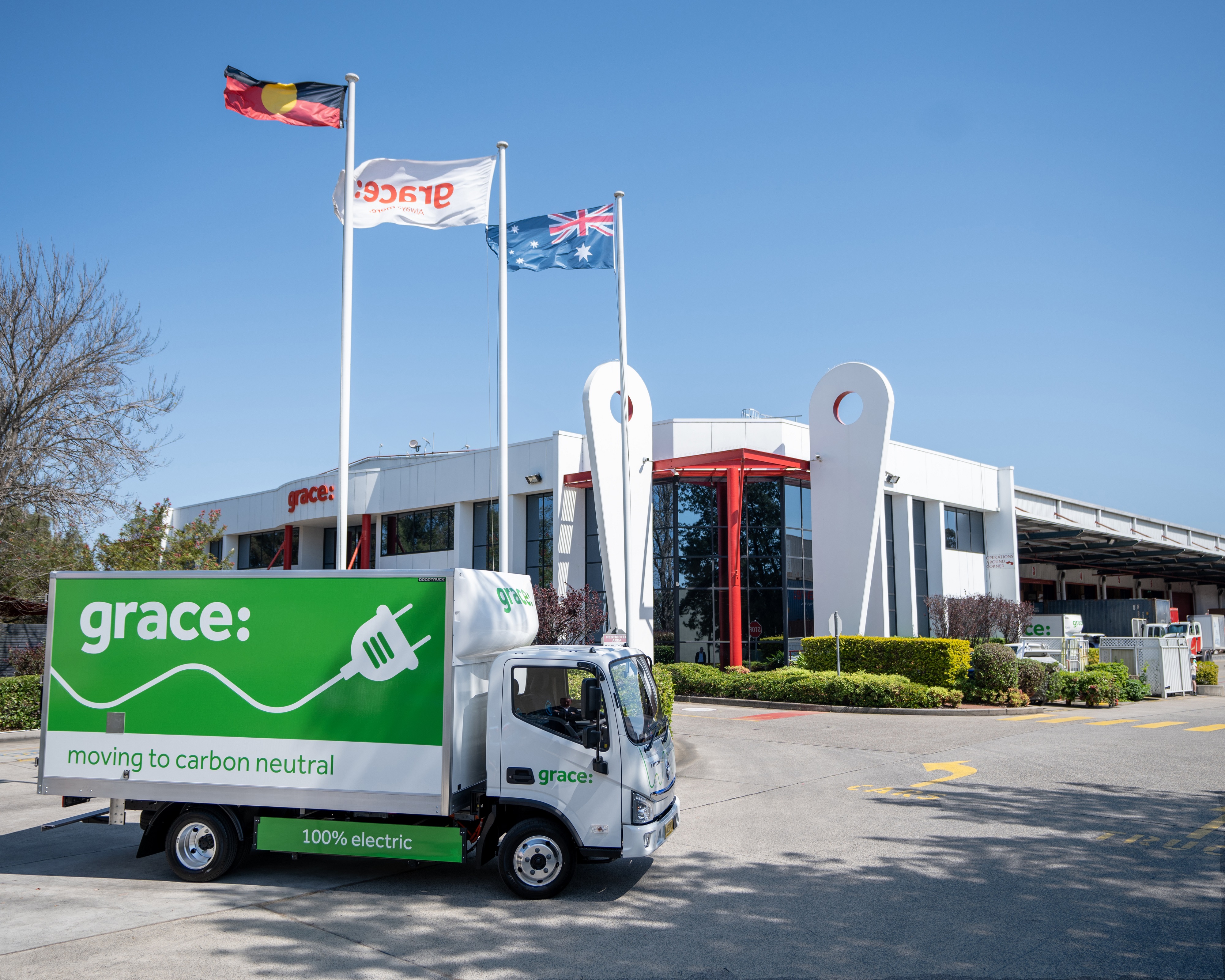 Grace Removals sử dụng xe tải điện cho dịch vụ vận chuyển và di dời đồ đạc tại Úc TechTimes Vietnam Xe tải di chuyển không khí thải đầu tiên của Úc