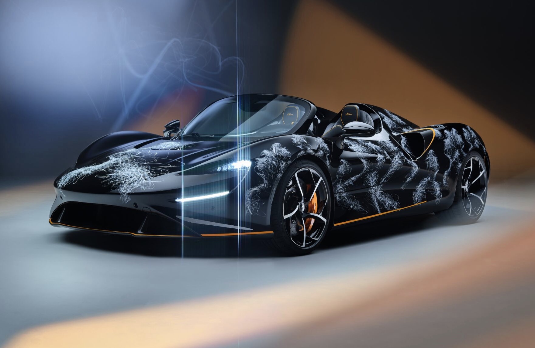 Mẫu McLaren-Elva độc bản tại Việt Nam.