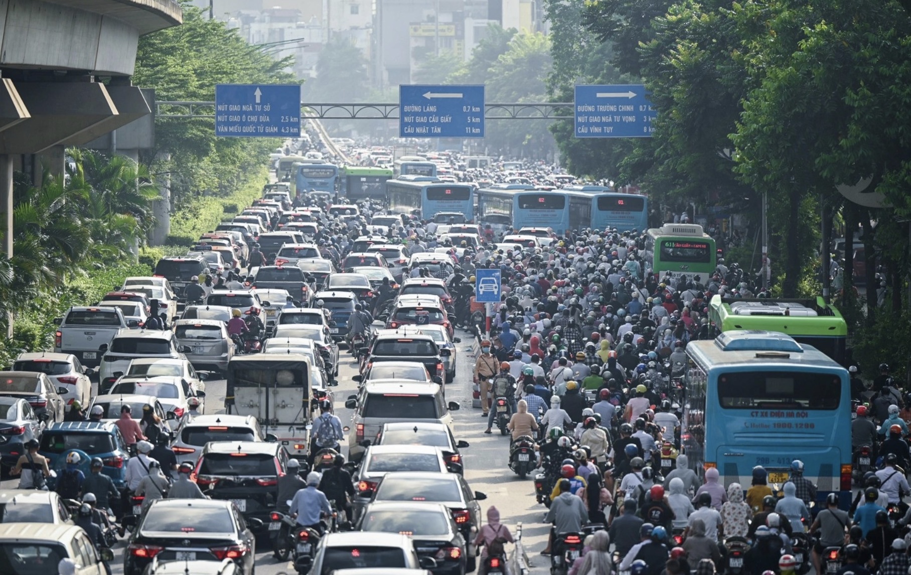 Dòng chảy AI kéo theo sự thay đổi trong chiến lược kinh doanh của nhiều doanh nghiệp 