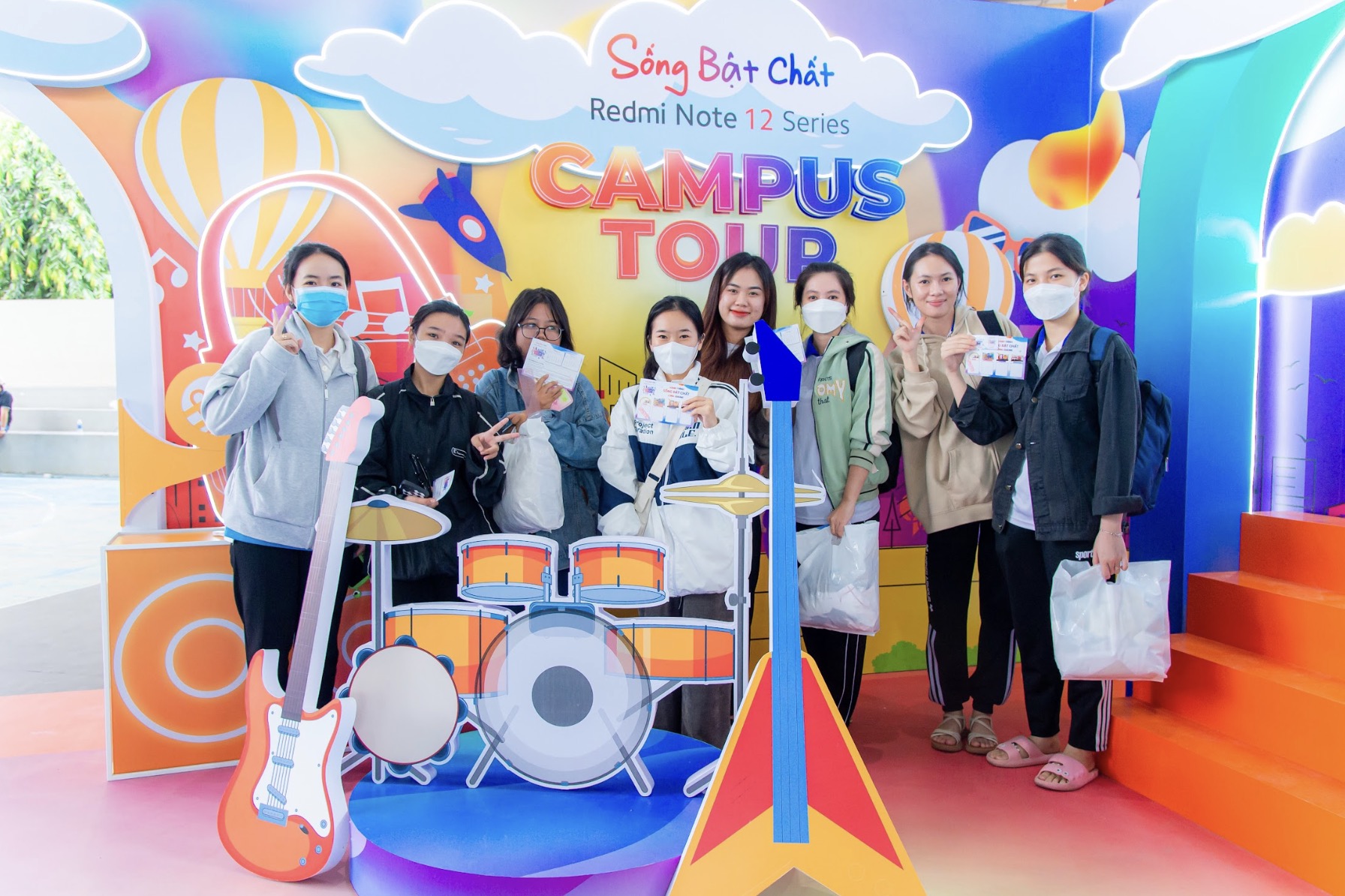 Xiaomi Campus Tour 2023 trở lại với chủ đề "Sống Bật Chất" TechTimes Vietnam Xiaomi Campus Tour 2023 chính thức trở lại sau thành công ấn tượng của Redmi Note 12 Series tại Việt Nam.