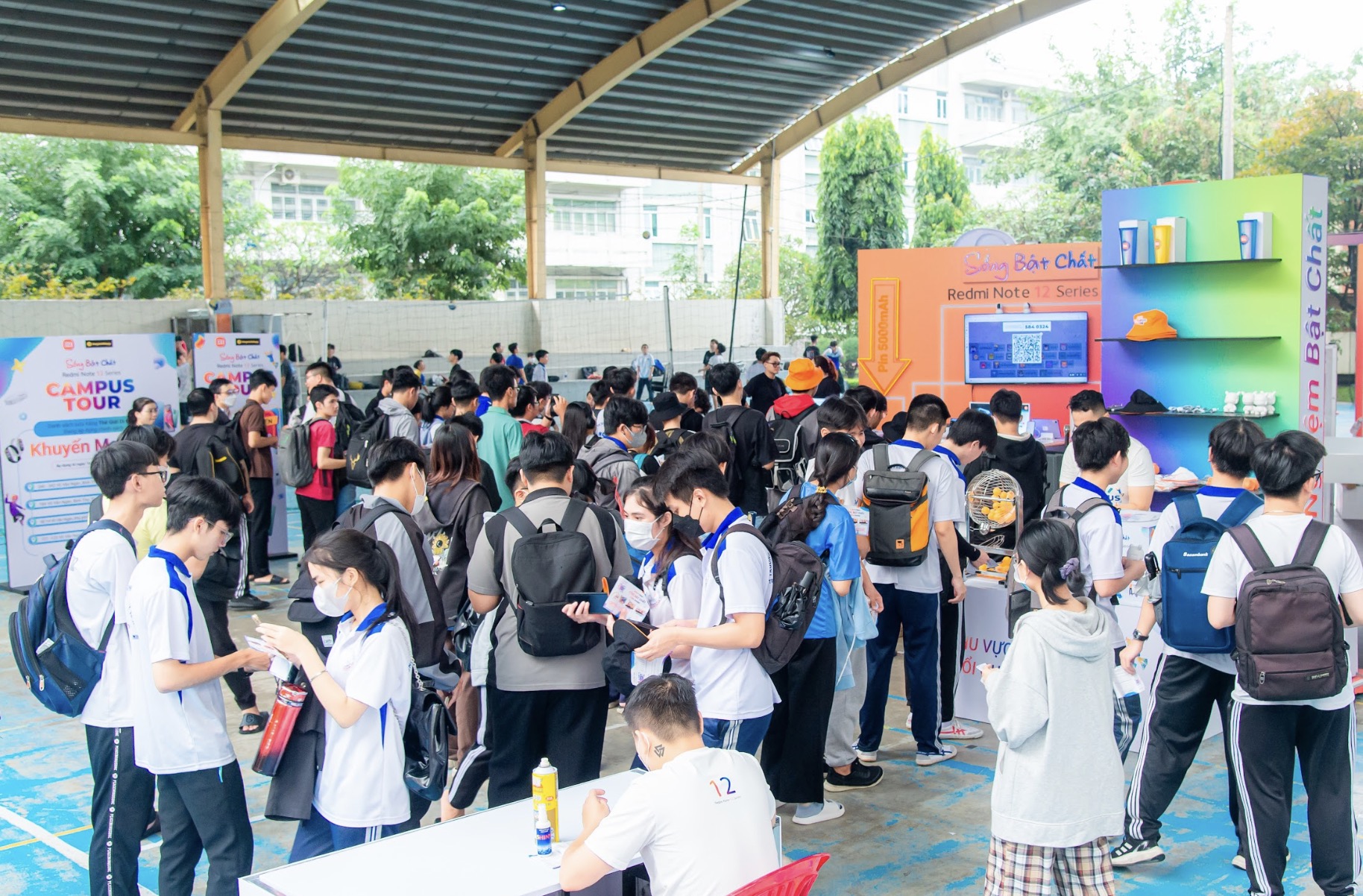 Xiaomi Campus Tour 2023 trở lại với chủ đề "Sống Bật Chất" TechTimes Vietnam Xiaomi Campus Tour 2023 chính thức trở lại sau thành công ấn tượng của Redmi Note 12 Series tại Việt Nam.
