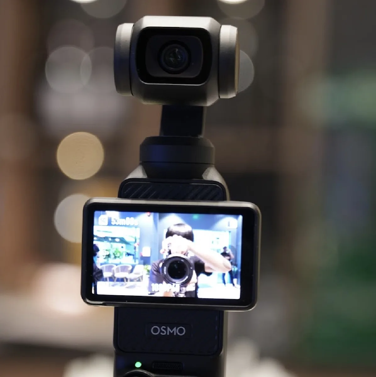 RoboBoss phân phối DJI Osmo Pocket 3, giá 13 triệu đồng TechTimes Vietnam DJI vừa chính thức giới thiệu camera Osmo Pocket 3 tại Việt Nam, bán ra với giá 13 triệu đồng thông qua nhà phân phối Roboboss.