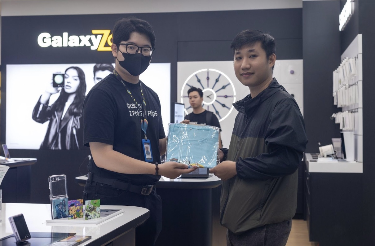 Giới trẻ hào hứng với cuộc thi ‘Cùng Cửa Hàng Trải Nghiệm Samsung Nhập Hội Linh Hoạt’