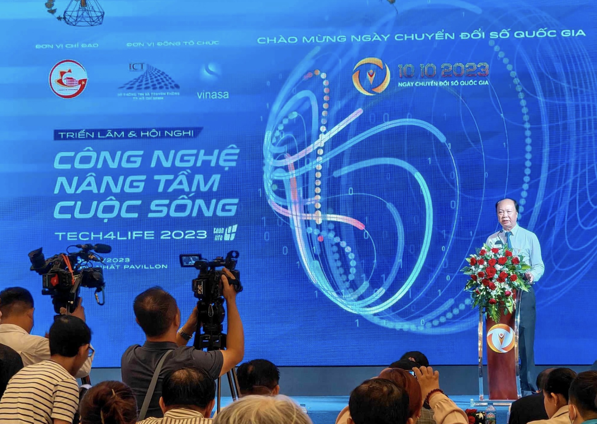 TECH4LIFE 2023: Công nghệ nâng tầm cuộc sống chính thức khai mạc Triển lãm và hội nghị TECH4LIFE 2023 với chủ đề “Công nghệ nâng cao cuộc sống” vừa chính thức diễn ra tại thành phố Hồ Chí Minh với nhiều giải pháp thú vị.