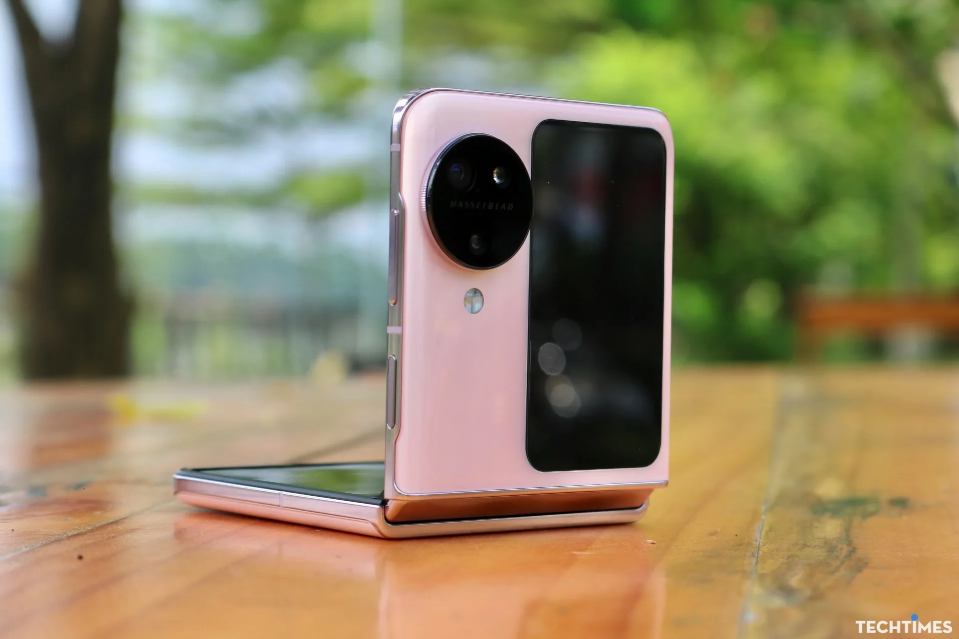 OPPO Find N3 Flip – Thiết kế quá đẹp và thời trang