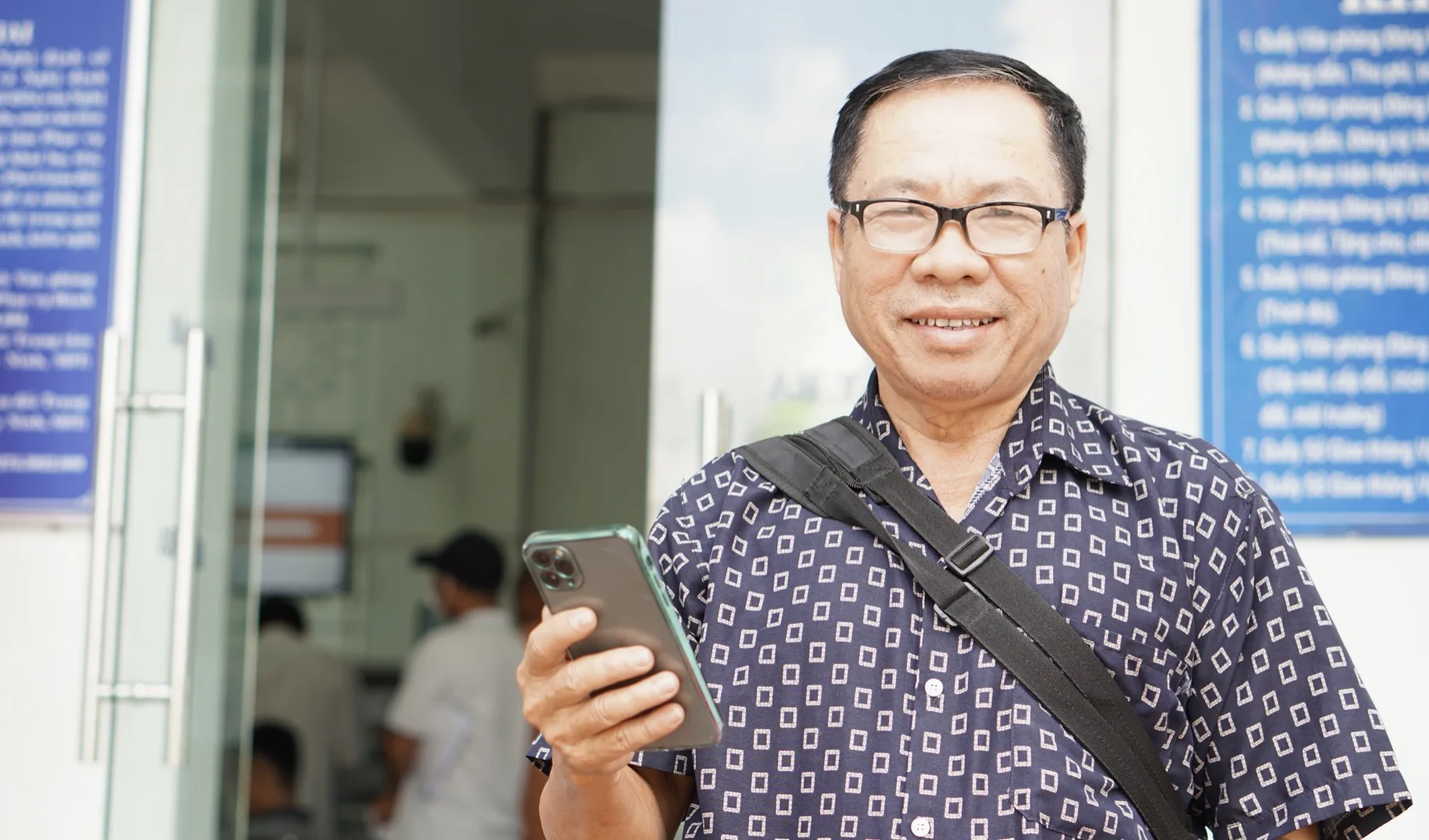 Bước tiến lớn trong việc kết nối người dân - chính quyền tỉnh Tây Ninh TechTimes Vietnam Ông Nguyễn Nam Hùng hồ hởi với những tiện ích từ app mini “Tây Ninh Smart” trên Zalo mang lại
