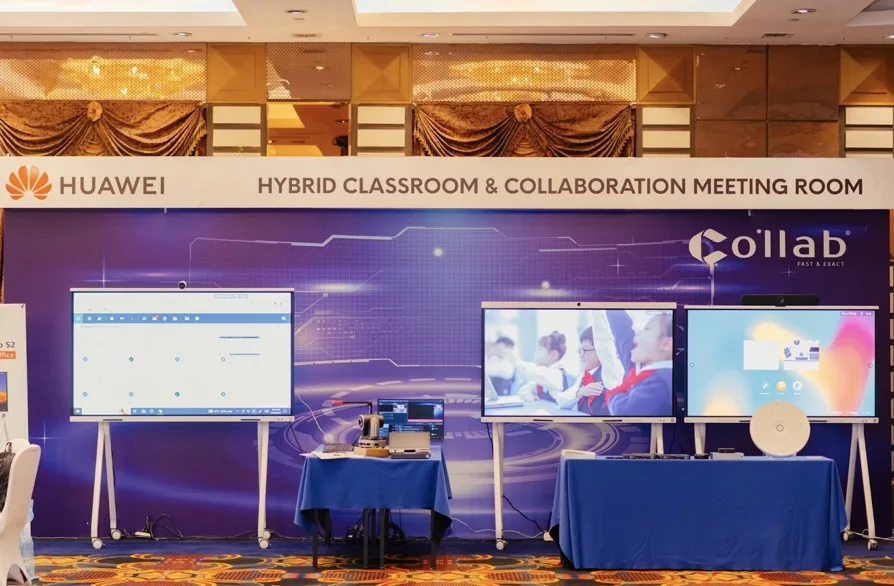Huawei Việt Nam ra mắt dòng IdeaHub cho văn phòng và giáo dục thông minh TechTimes Vietnam Màn hình IdeaHub tại sự kiện trưng bày các sản phẩm Audio Visual của Collab - Collab Partner Connect - Connect The Future