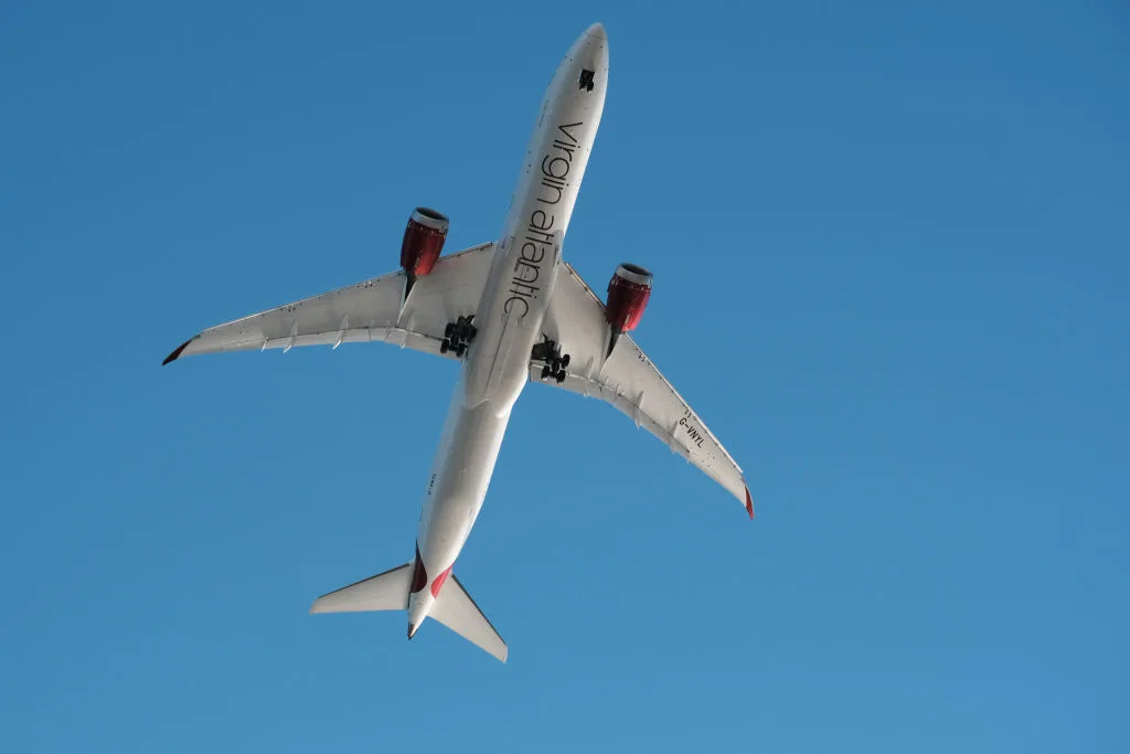 uk greenlights worlds first transatlantic flight powered by sustainable fuels virgin atlantic to operate it jpg TechTimes Vietnam Vương quốc Anh bật đèn xanh cho chuyến bay xuyên Đại Tây Dương đầu tiên chạy bằng nhiên liệu bền vững; Virgin Atlantic sẽ vận hành nó