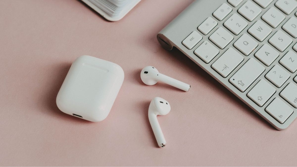 Apple làm mới AirPods 4 với hai mẫu dự kiến ra mắt vào năm 2024 Smartprix