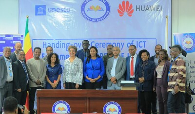 Huawei va UNESCO tang thiet bi CNTT cho Du an TechTimes Vietnam Huawei và UNESCO tặng thiết bị CNTT cho Dự án Trường học Mở của Bộ Giáo dục Ethiopia