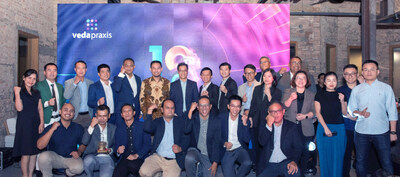 The original Indonesian business advisor company, Veda Praxis, is expanding its business ecosystem to Vietnam. Strengthening Bilateral Relations and Supporting Indonesia-Vietnam Digital Economy Growth. (PRNewsfoto/Veda Praxis)