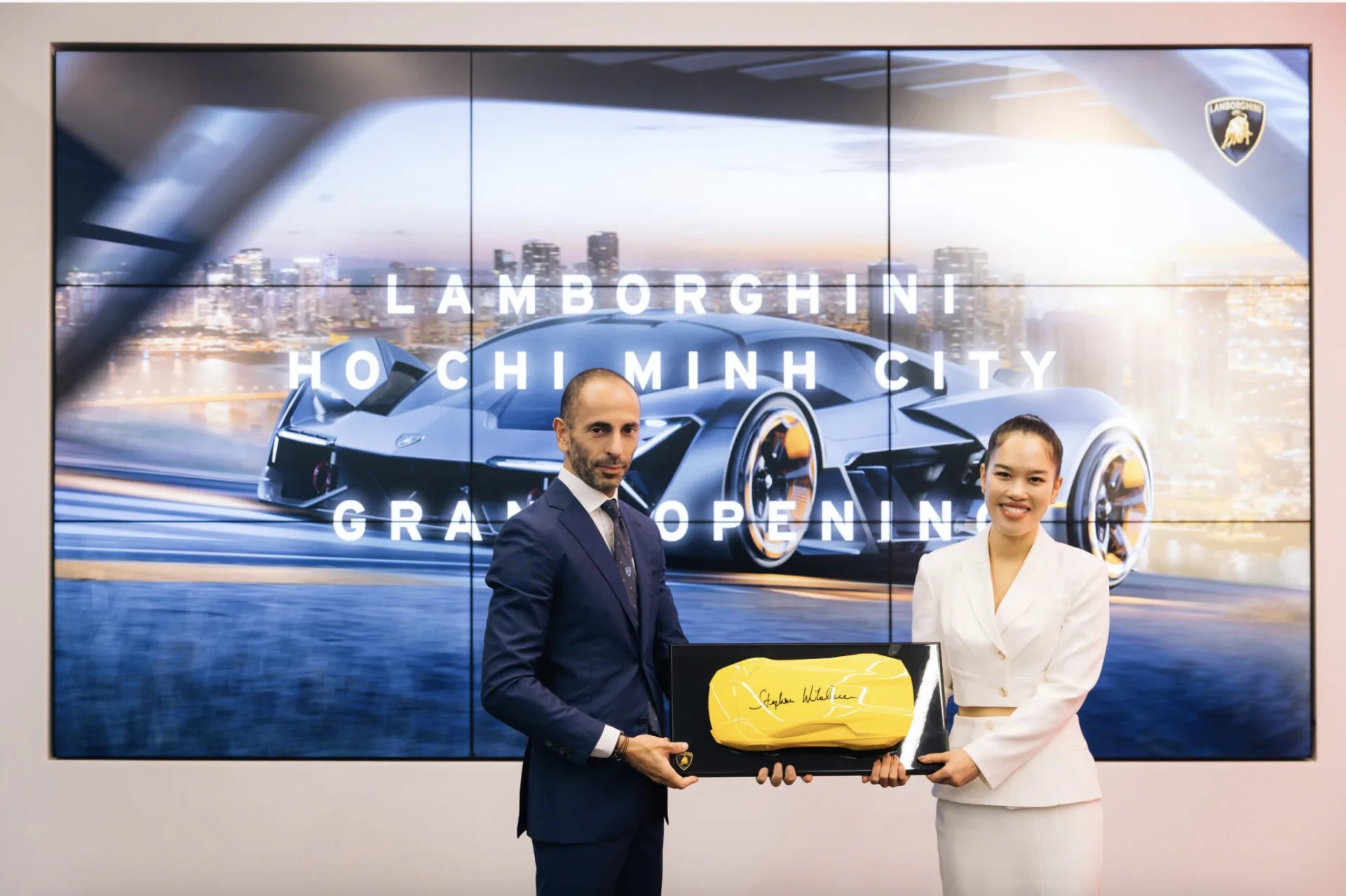 Showroom Lamborghini Hồ Chí Minh chính thức khai trương