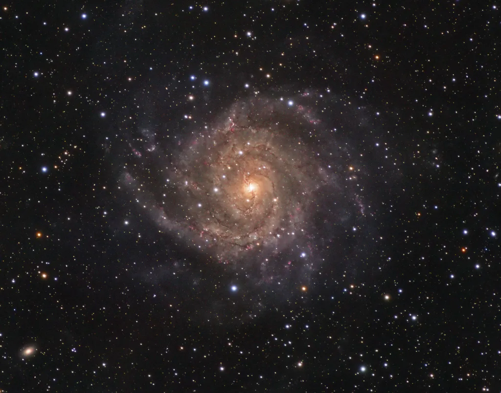 look nasas picture of the day reveals stunning view of a hidden spiral galaxy jpg TechTimes Vietnam [LOOK] Bức ảnh trong ngày của NASA tiết lộ góc nhìn tuyệt đẹp về một thiên hà xoắn ốc ẩn giấu