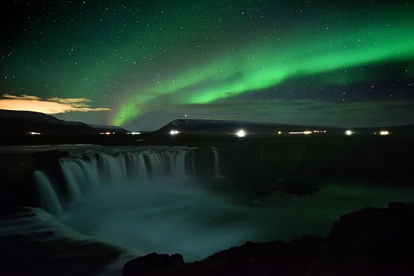 New Aurora Lights Timelapse Video of ISS Goes Viral—Showing Stages of Giant Space Station