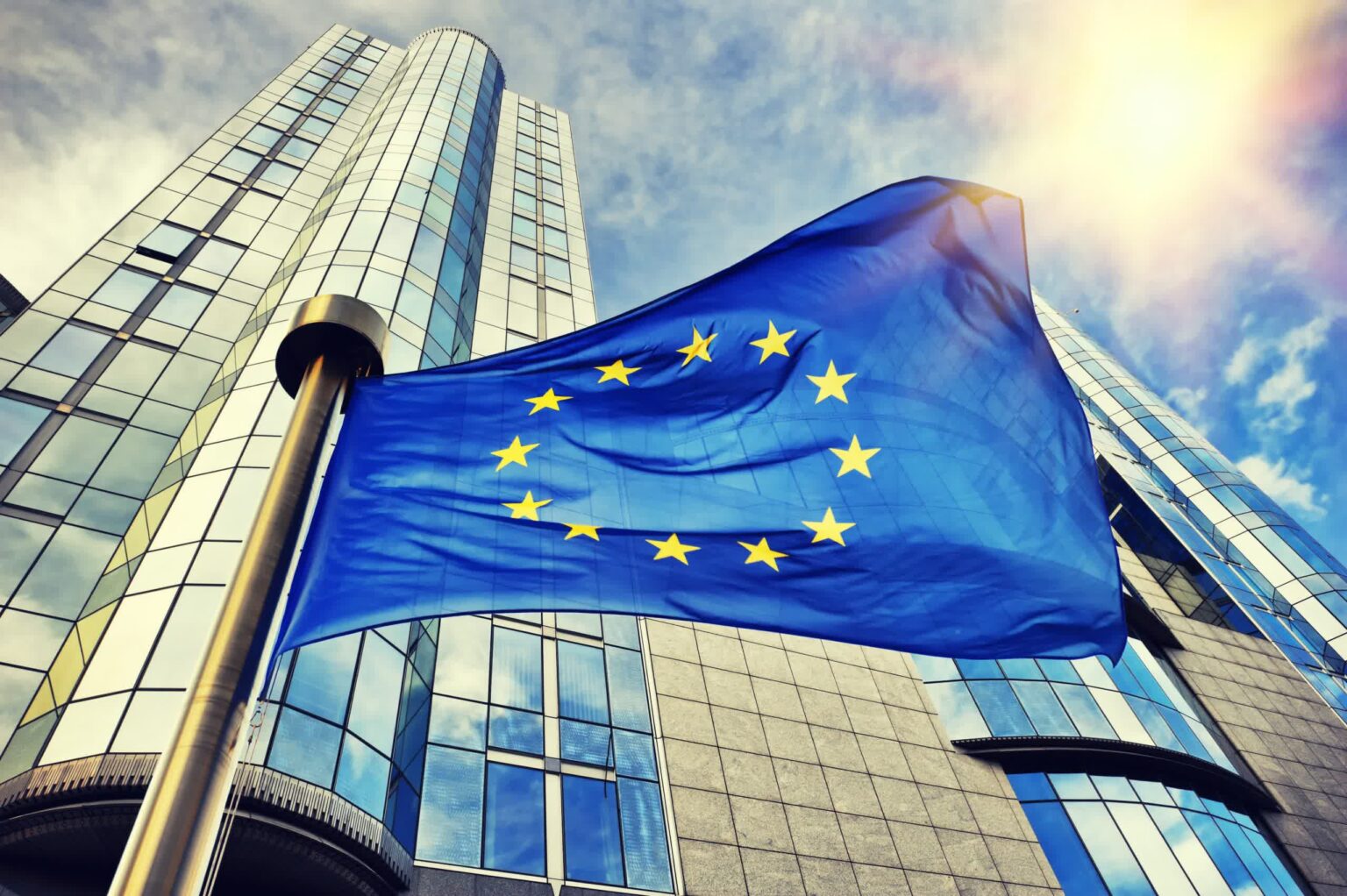 Liên minh châu Âu chuẩn bị sửa đổi luật cookie, thừa nhận các biểu ngữ cookie gây khó chịu European Union set to revise cookie law, admits cookie banners are annoying