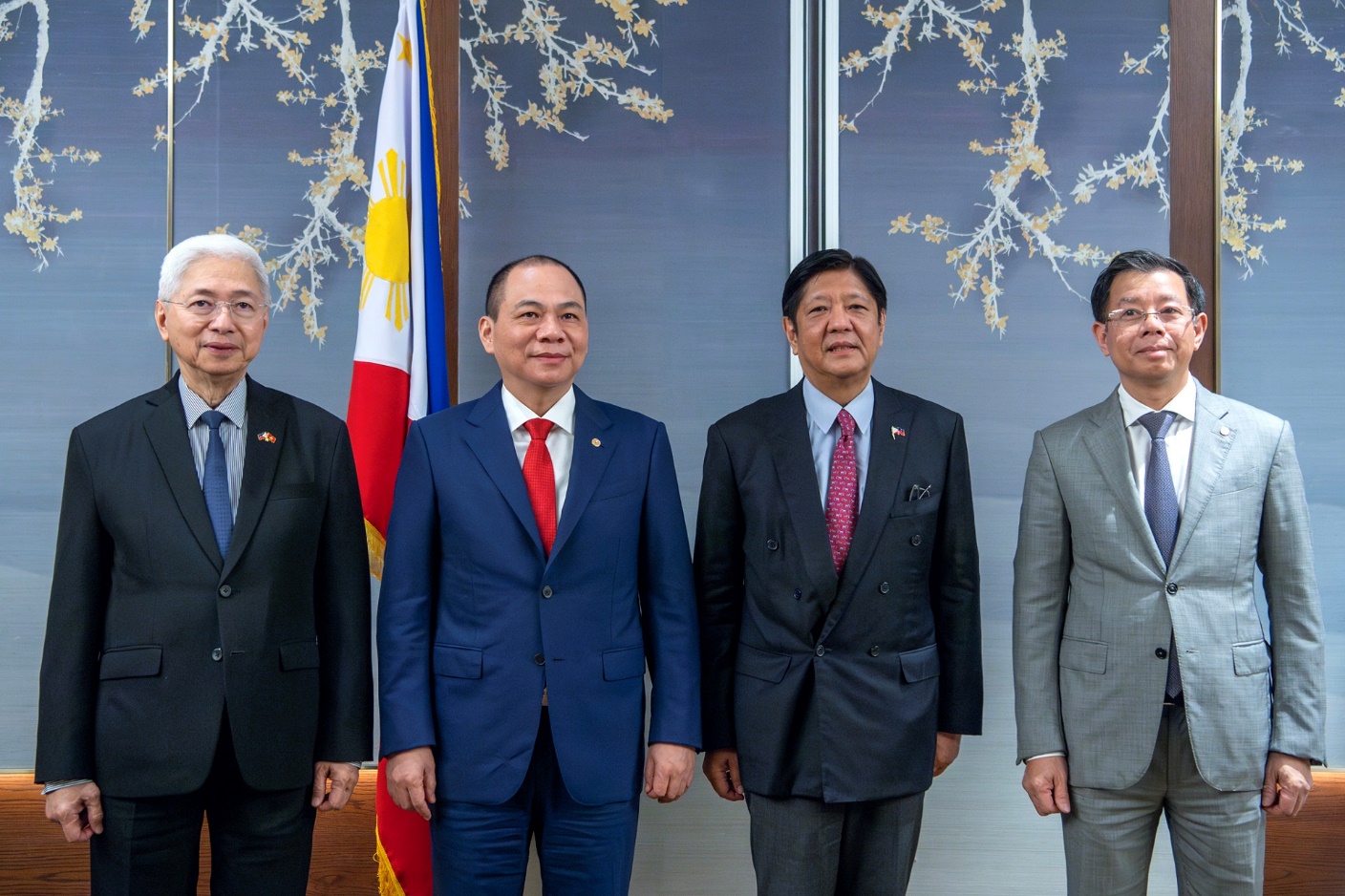Tổng thống Philippines Ferdinand Marcos Jr. tiếp Chủ tịch Tập đoàn VinGroup tại Hà Nội TechTimes Vietnam Tong thong Philippines Ferdinand Marcos Jr tiep Chu tich Tap TechTimes Vietnam Tổng thống Philippines Ferdinand Marcos Jr. tiếp Chủ tịch Tập đoàn VinGroup tại Hà Nội