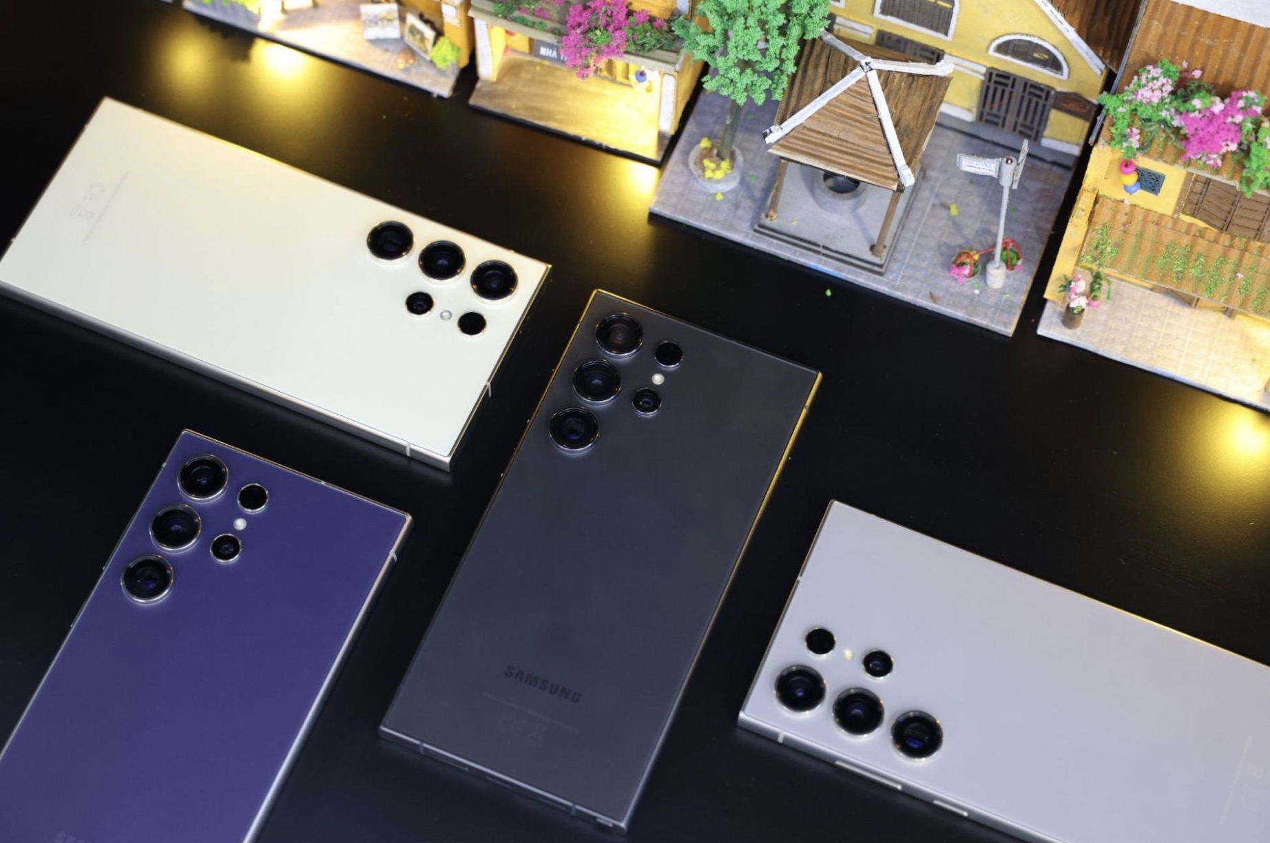 Minh Tuấn Mobile là một trong những địa chỉ bán lẻ đầu tiên tại Việt Nam mở chương trình đặt hàng và giao Galaxy S24 Series cho khách hàng.