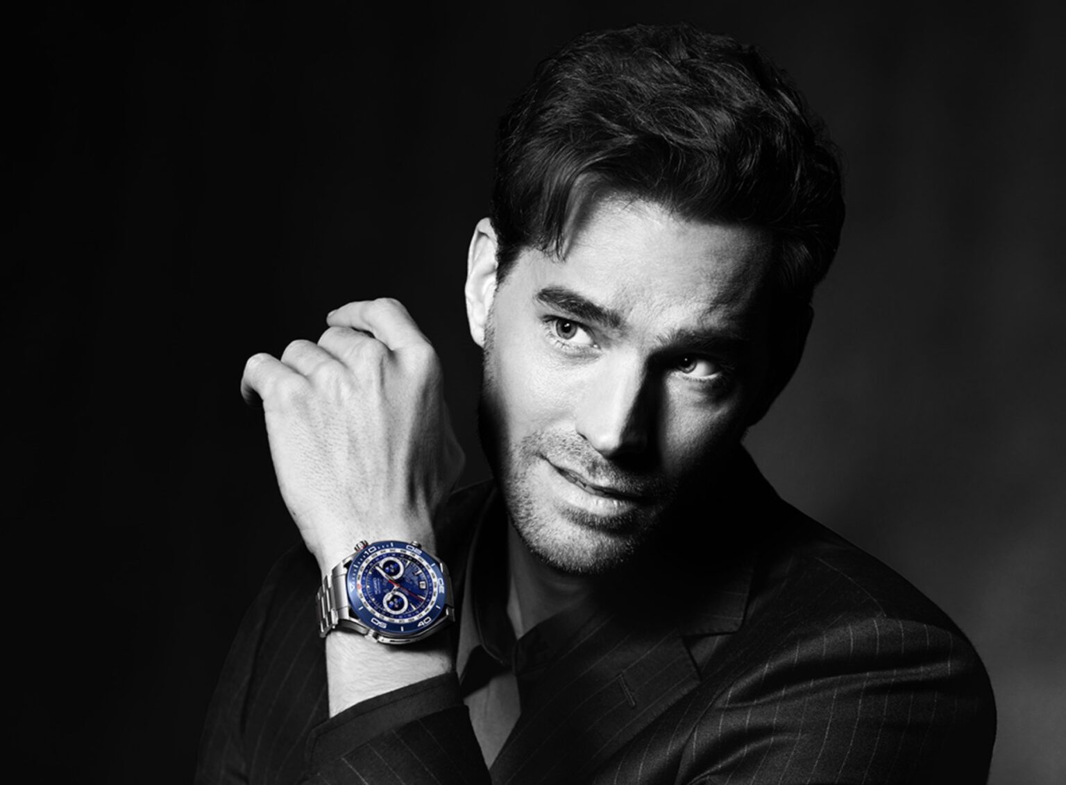 HUAWEI WATCH Ultimate có giá 19,99 triệu đồng tại Việt Nam HUAWEI WATCH Ultimate có giá 19,99 triệu đồng tại Việt Nam