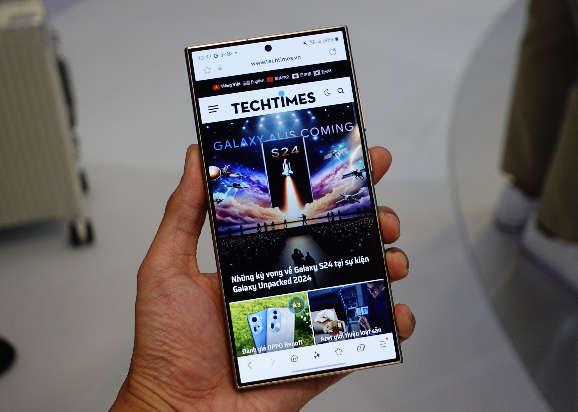 Samsung đã bỏ xa Apple trong cuộc đua smartphone AI TechTimes Vietnam Tập trung nhiều để mang lại trải nghiệm trí tuệ nhân tạo trên smartphone, Samsung khiến người dùng bị thu hút bởi bộ tính năng Galaxy AI mà hãng mang lên trên Galaxy S24 Series.