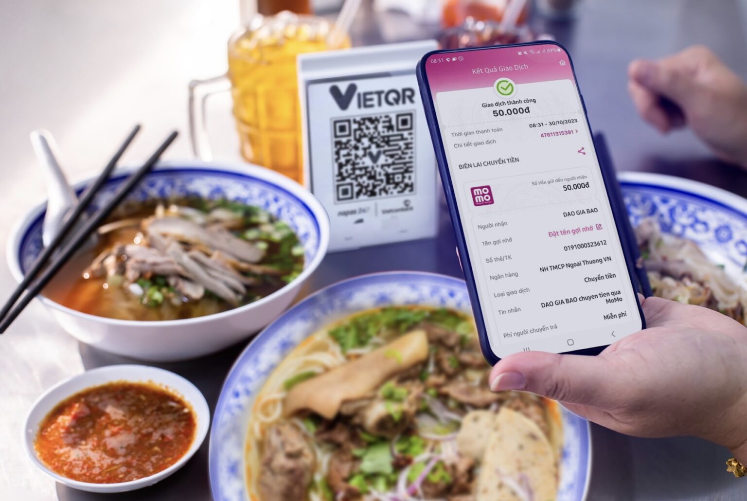 Cơ hội nhận hoàn tiền 100% khi chuyển tiền MoMo qua VietQR Duy nhất ngày 12/1: chuyển khoản bằng dùng MoMo quét mọi QR Ngân hàng (VietQR) cơ hội nhận hoàn tiền 100% lên đến 1 triệu đồng.