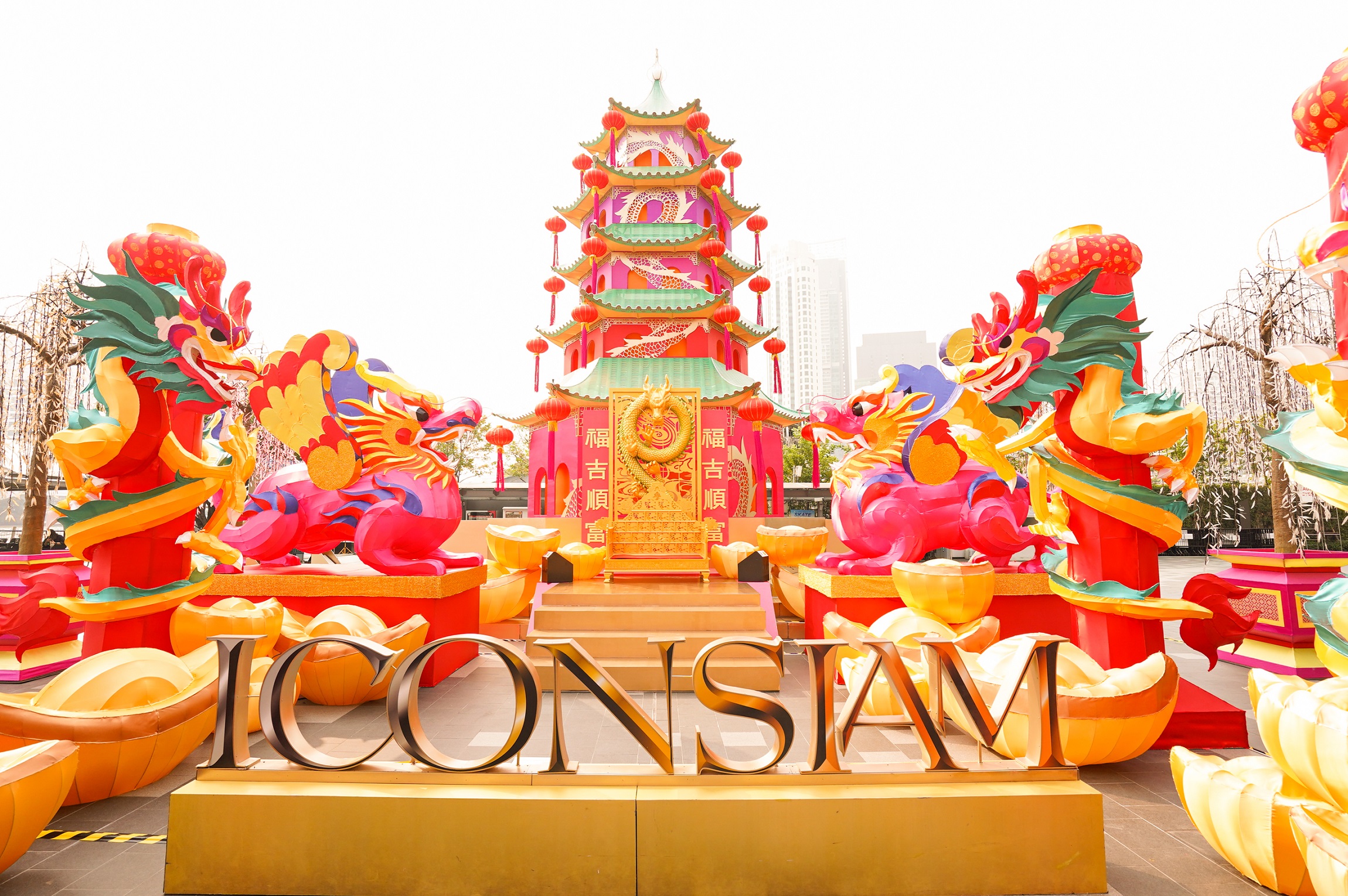 1707273154 711 Le don chao Tet nguyen dan 2024 o ICONSIAM Bangkok TechTimes.vn Lễ đón chào Tết nguyên đán 2024 ở ICONSIAM (Bangkok) được đầu tư tới 2,8 triệu USD