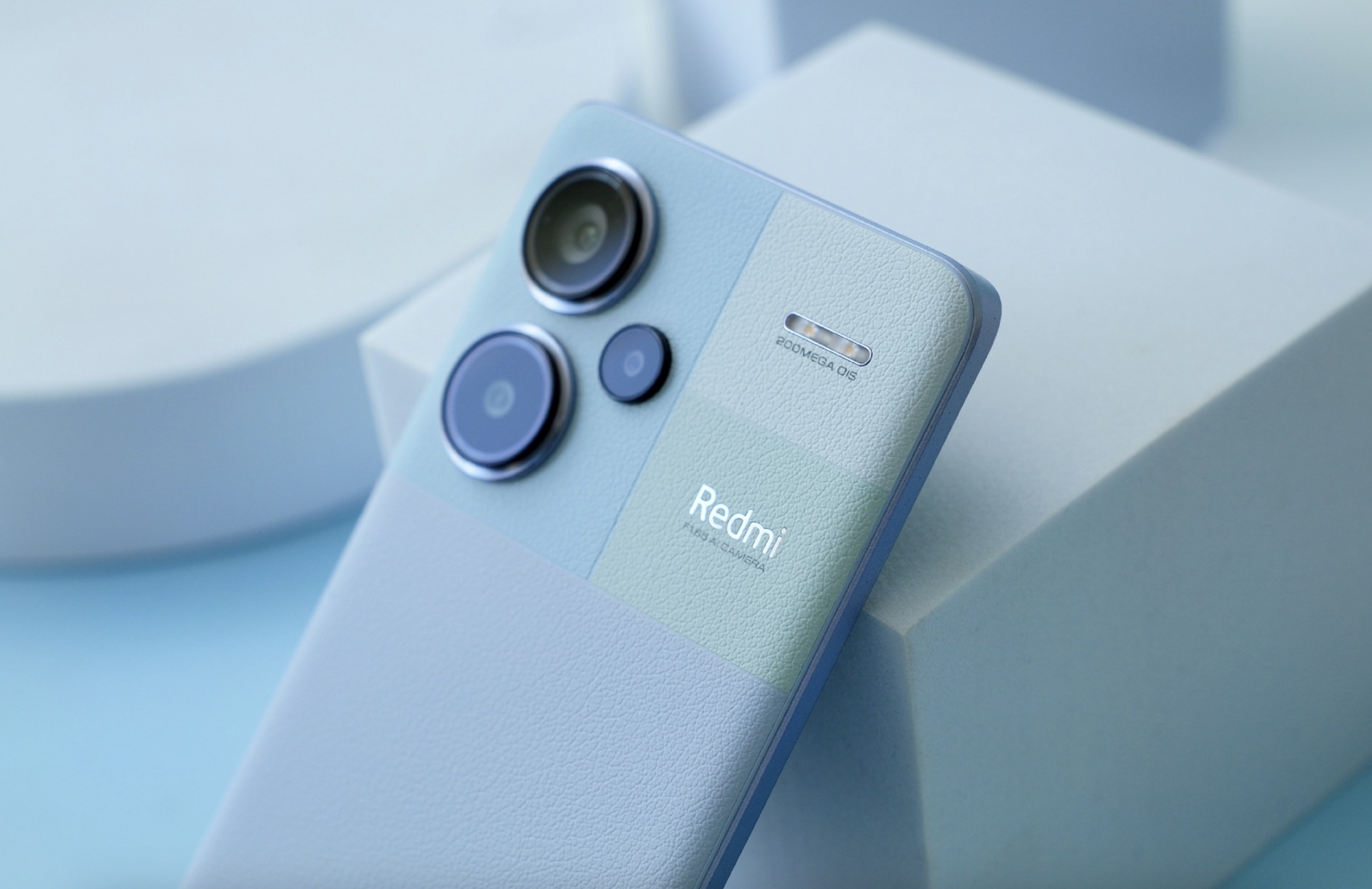 Xiaomi Redmi Note 13 Pro ra mắt tại Việt Nam, giá từ 7,29 triệu đồng