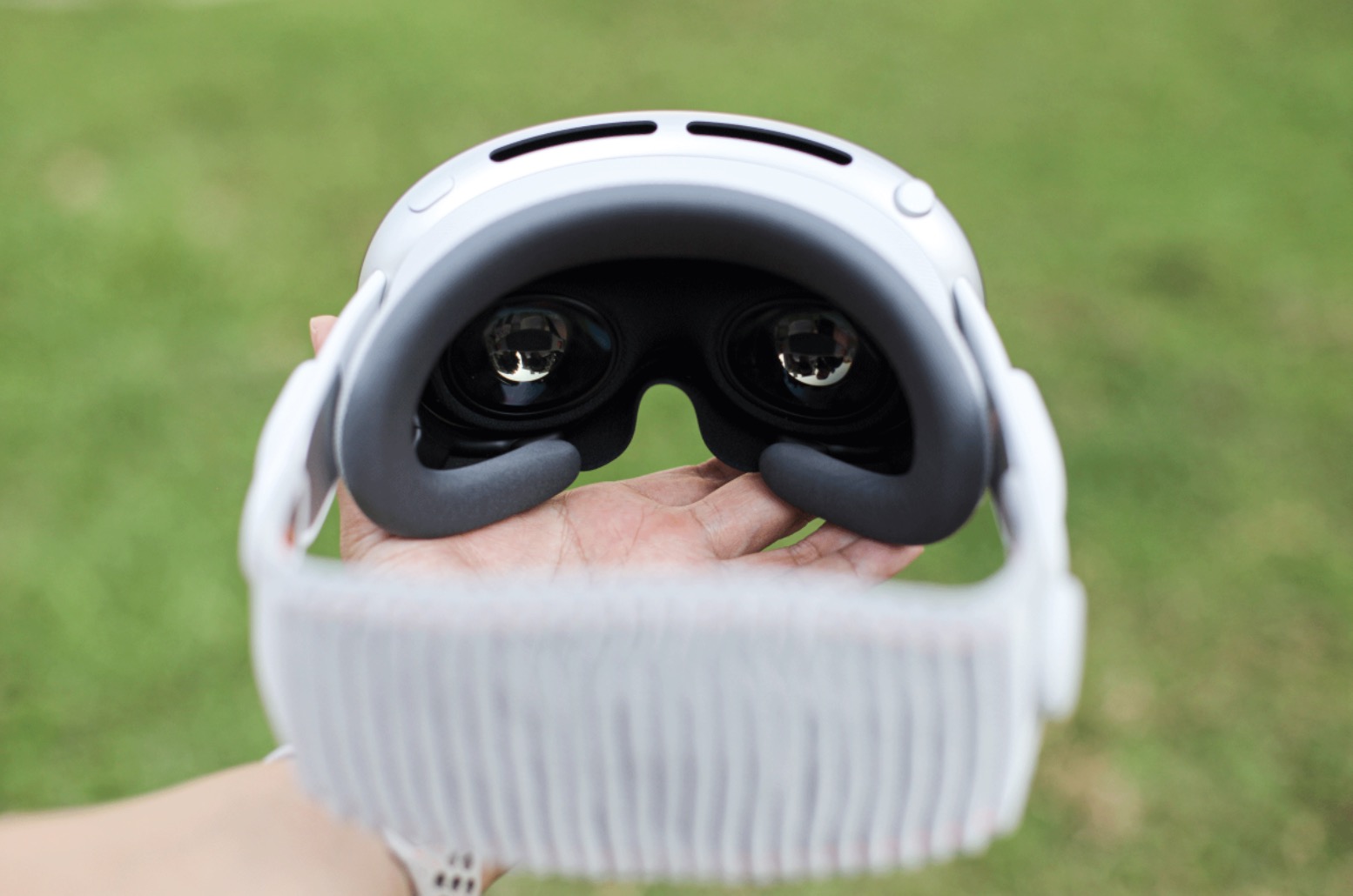 Kính thực tế ảo Apple Vision Pro có giá 165 triệu đồng TechTimes Vietnam image 29 TechTimes Vietnam Kính thực tế ảo Apple Vision Pro có giá 165 triệu đồng