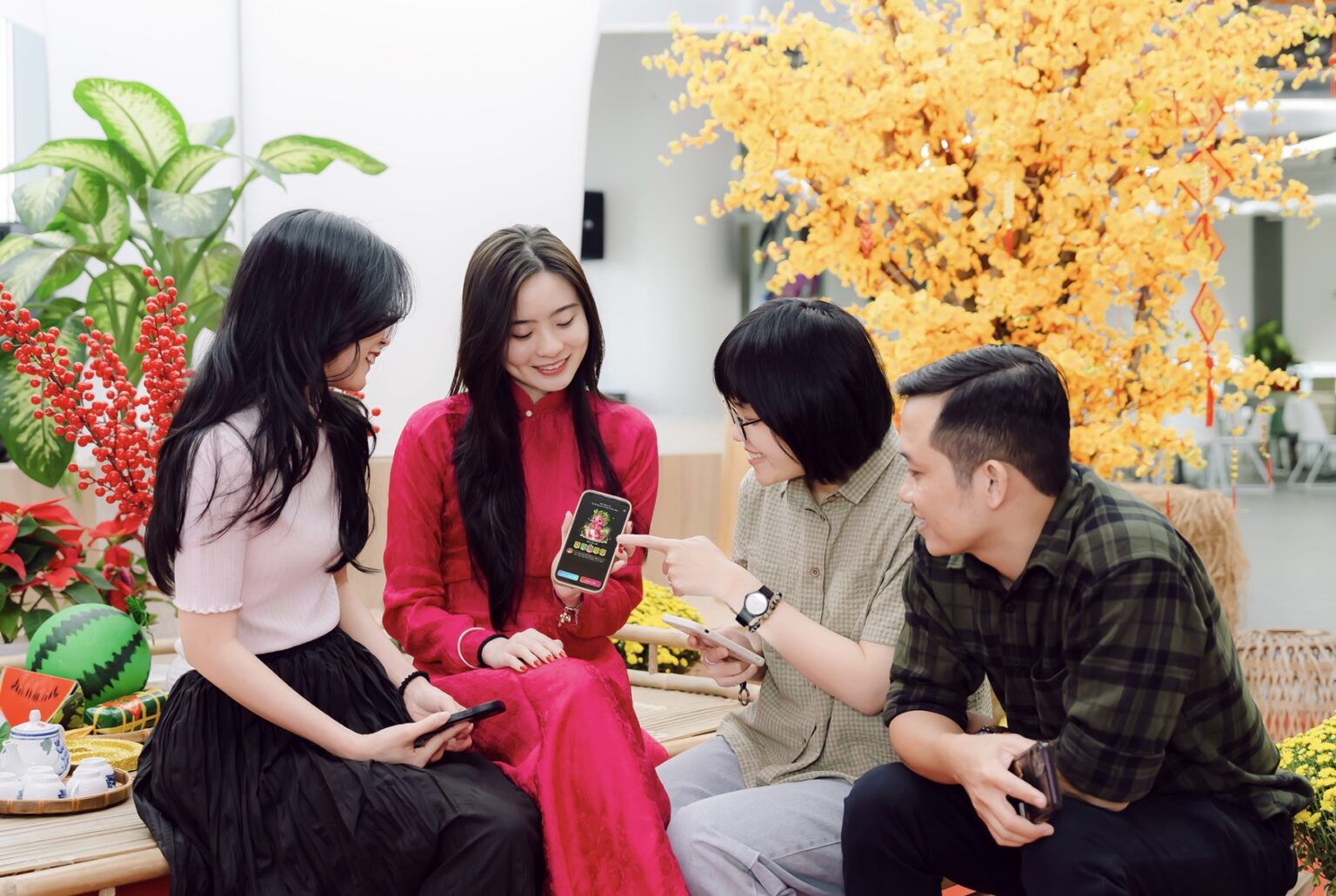Lắc Xì 2024: MoMo mang đến cơn lốc quà tặng ngày Vía Thần Tài Lắc Xì 2024: MoMo mang đến cơn lốc quà tặng ngày Vía Thần Tài